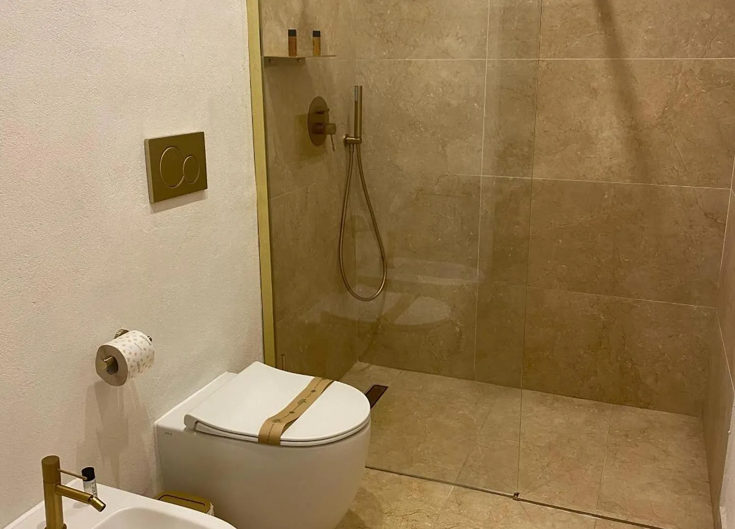 Taga Suites CTA